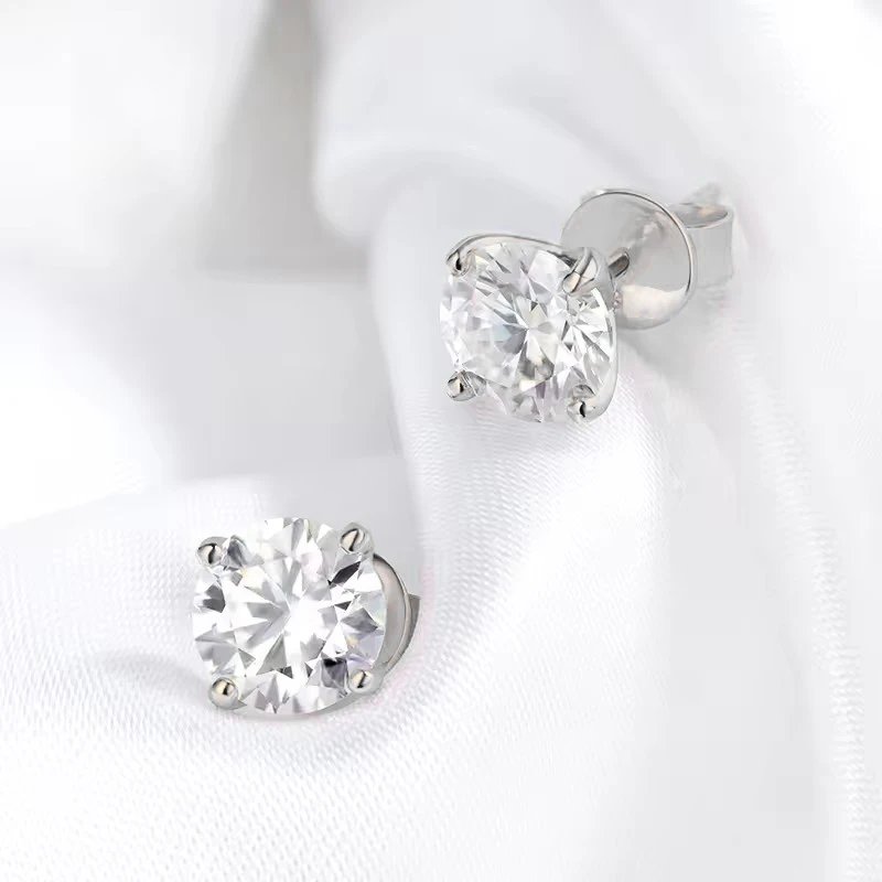 OXTAO 0.3-2CT Moissanite Stud Earrings for Women Sparkling Lab Imitation Diamond Earring Luxury Wedding Jewelry 14K Gold Filled OXTAO 0.3-2CT Moissanite Stud Earrings for Women Sparkling Lab Imitation Diamond Earring Luxury Wedding Jewelry 14K Gold Filled