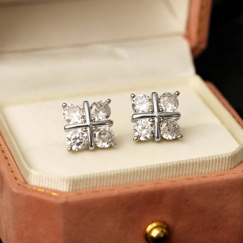 Lnkry 14K Gold Filled Four Leaf Flower Stud Earrings Sparkling 3mm Moissanite Earring for Women Korean INS Simple Jewelry Lnkry 14K Gold Filled Four Leaf Flower Stud Earrings Sparkling 3mm Moissanite Earring for Women Korean INS Simple Jewelry