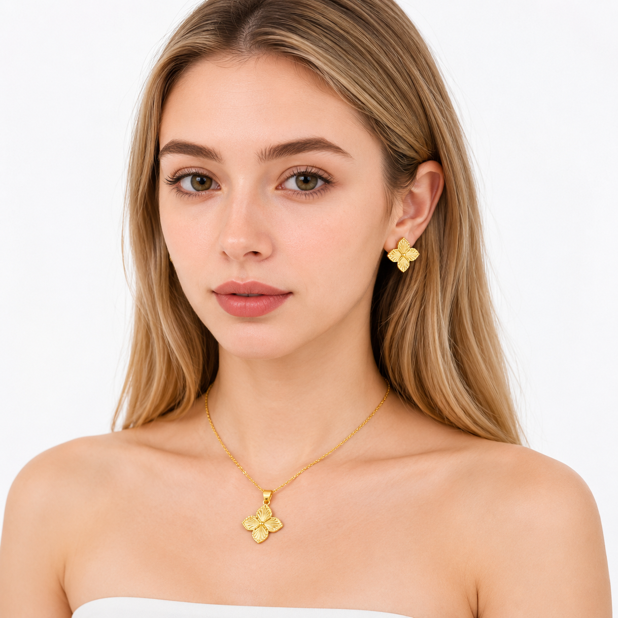 14 k gold layered Clover Pendant Necklace Earrings for Women Fine Alloy Jewelry Set for Wedding Party Gifts